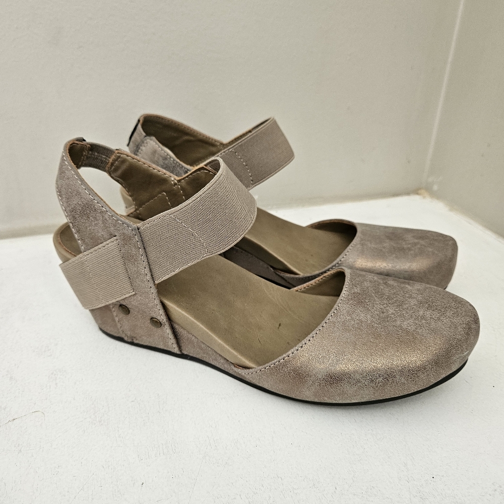 Women's Shoes